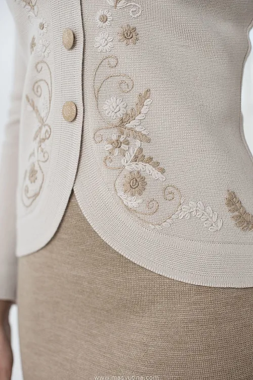 Костюм "Delicate beige"