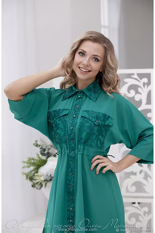 Платье "Изумрудная долина"