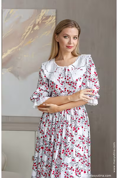 Платья